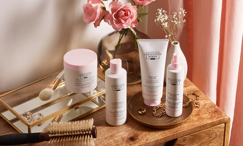 CHRISTOPHE ROBIN - PARIS mesa con estoc de productos CHRISTOPHE ROBIN