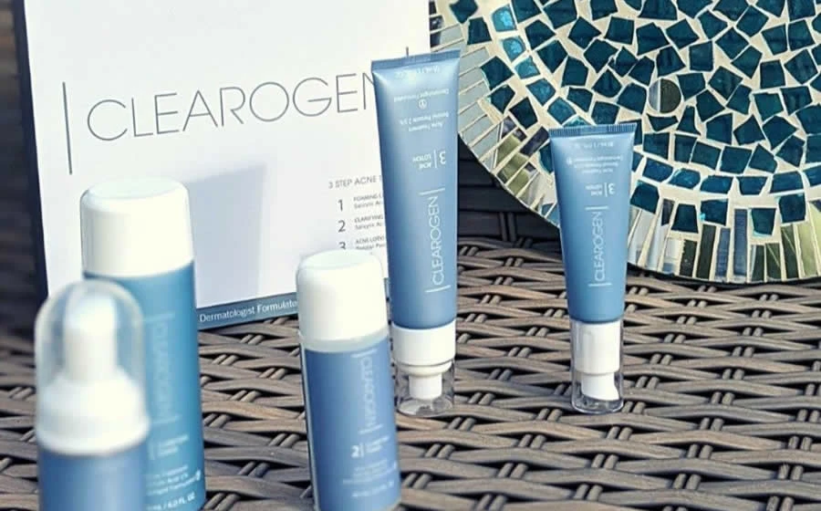 Productes Clearogen 3 step per a la cura de la pell dissenyats per tractar l’acne sense irritar